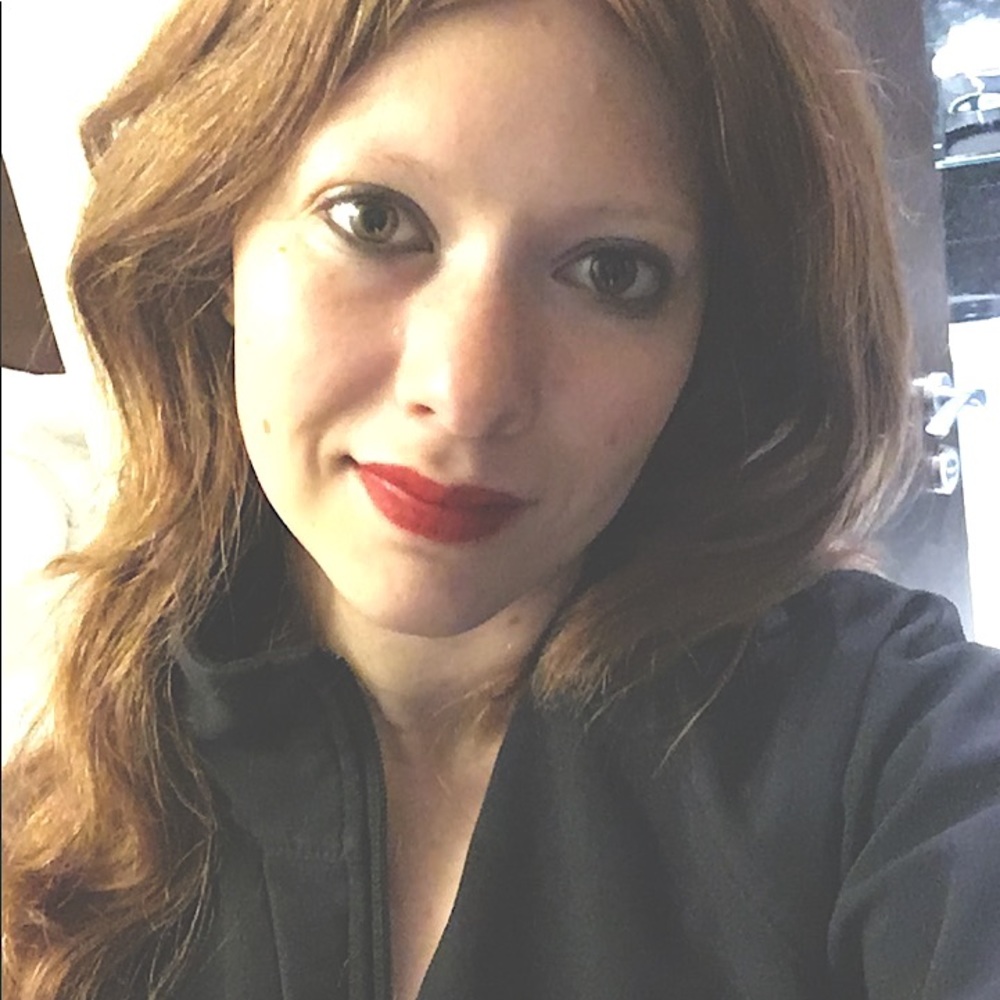 Meet your Posher, Emilie